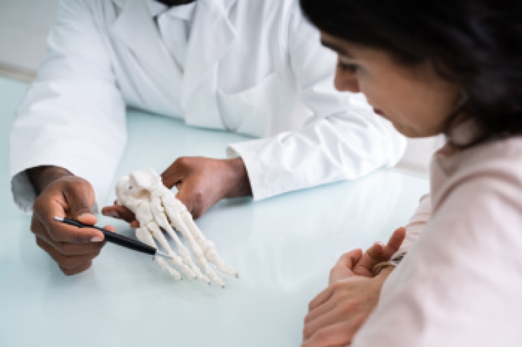 How Podiatry Training Benefits Patients